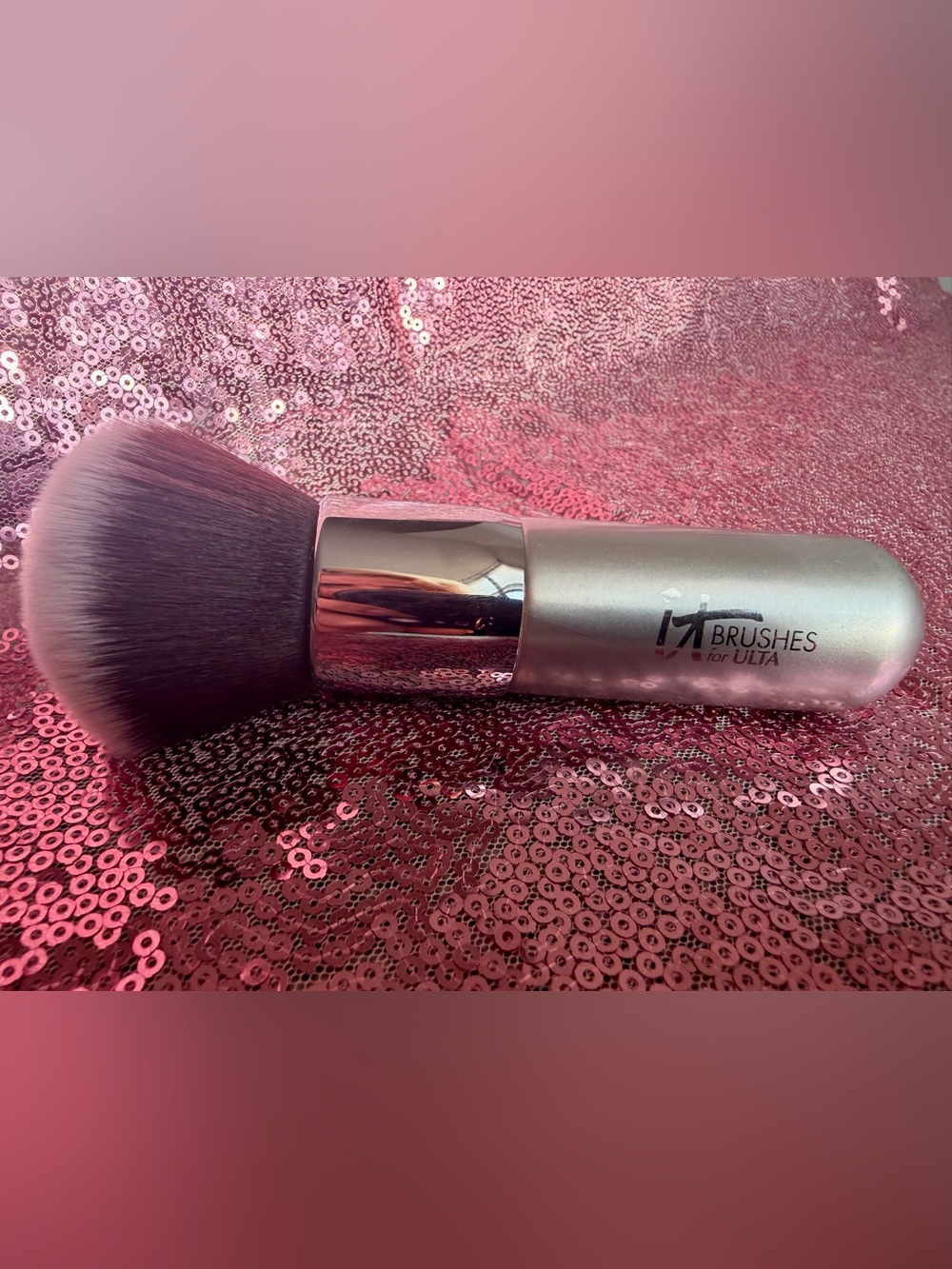 🎀It Cosmetics Large Airbrush - No 114🎀 - Picture 3 of 6